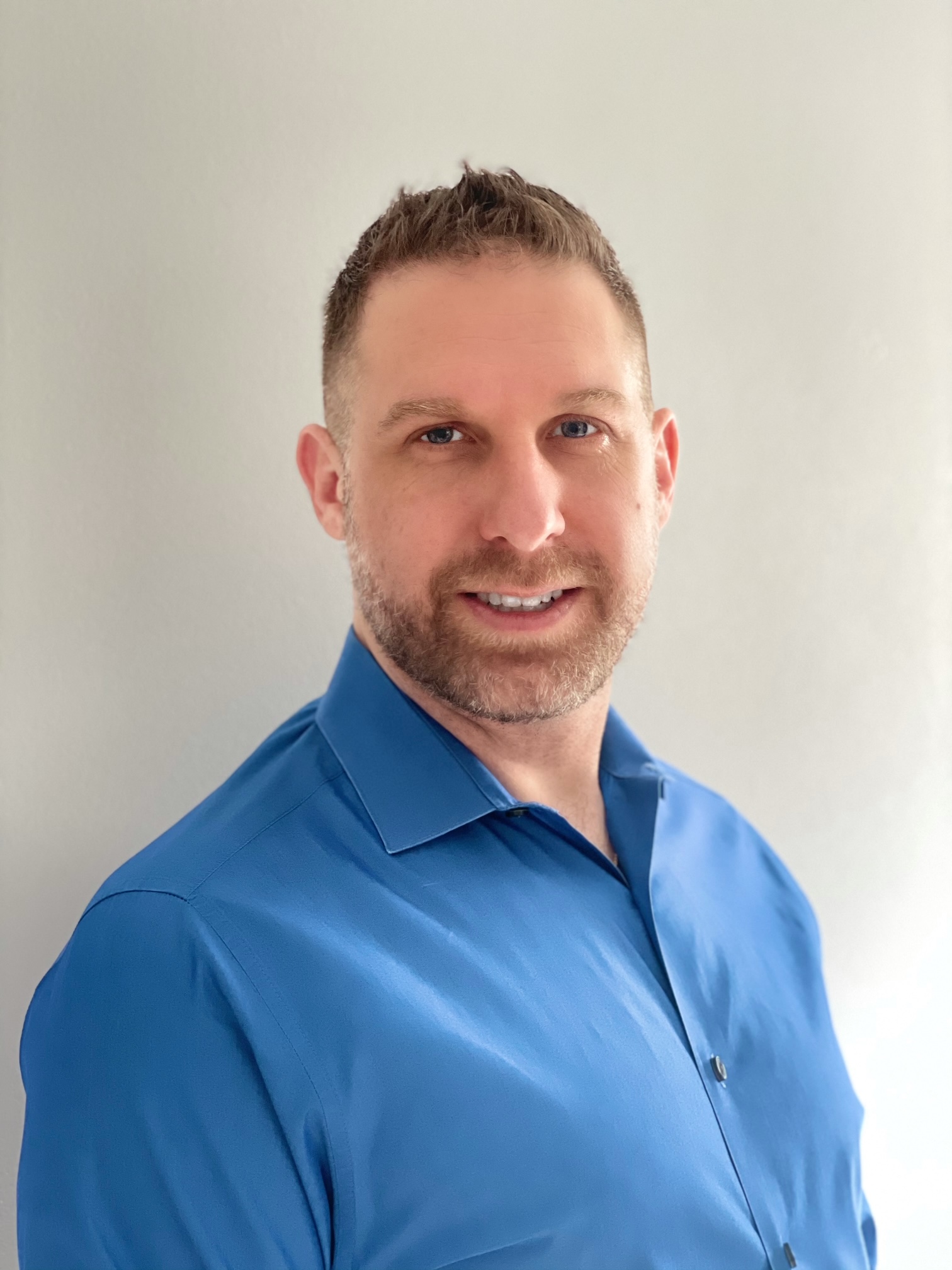 Erik Anderson headshot